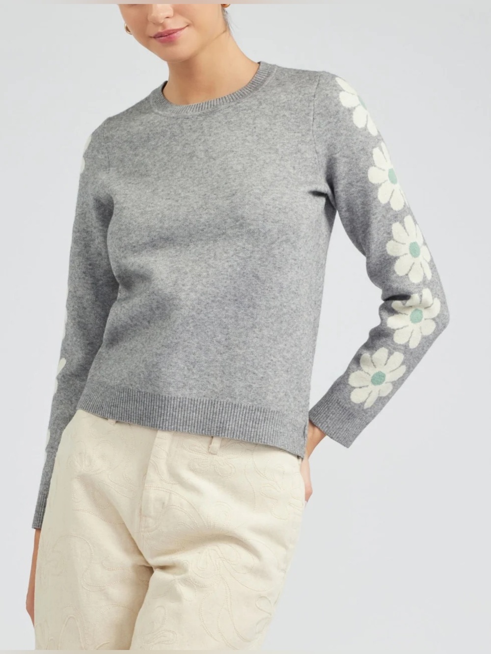 Current Air Retro Daisy Motif Sweater in Heather Grey